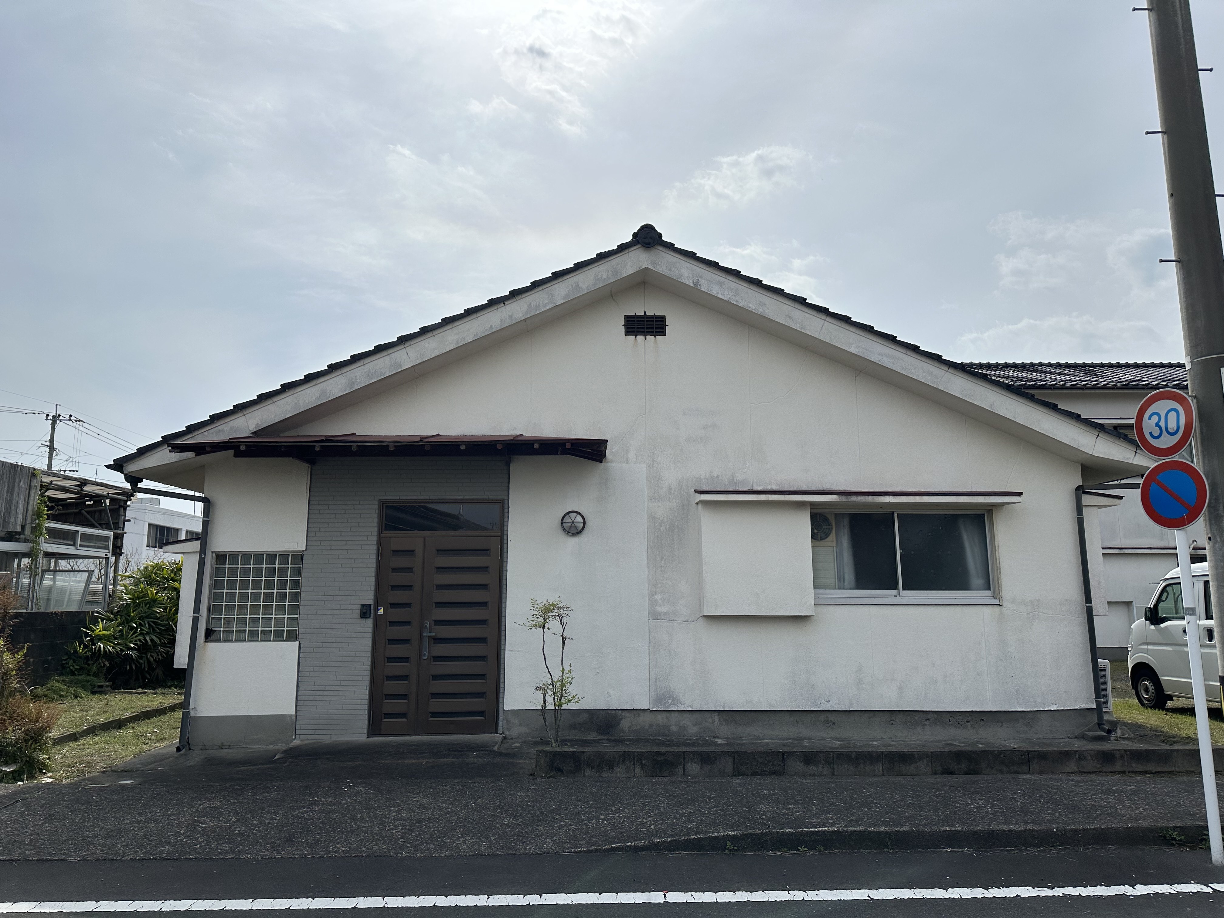 1970s wood house, 11-min walk to station, Ibusuki, Kagoshima