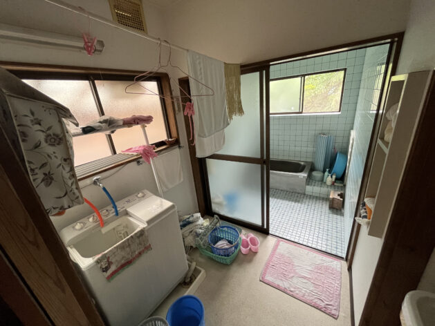 1980s wood house in Ehime
