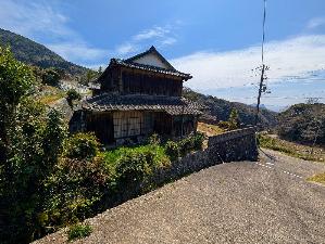 1950s wood house with storehouses in Yamaguchi