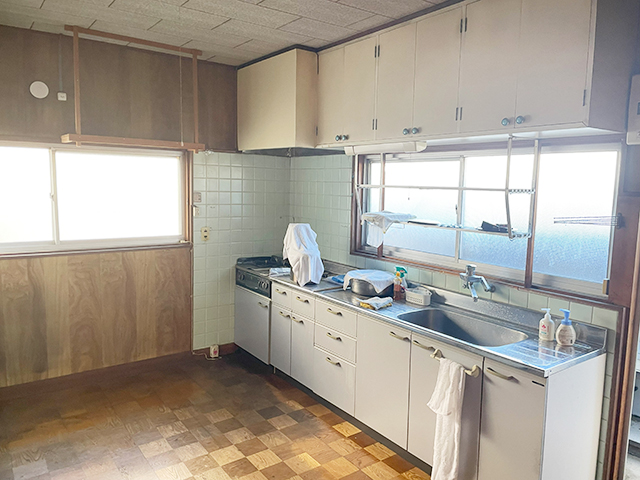 1970s wood house, 17-min walk to station, Wakayama