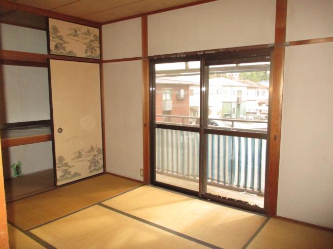 1980s wood house, 20-min walk to station, Okayama