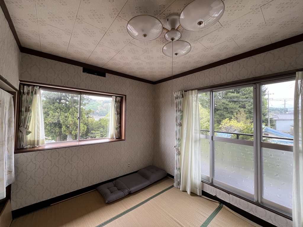 Viewing Appointments Accepted! 7 minutes on foot from Suzuran-no-Sato Station. 2-story house with convenient floor plan.