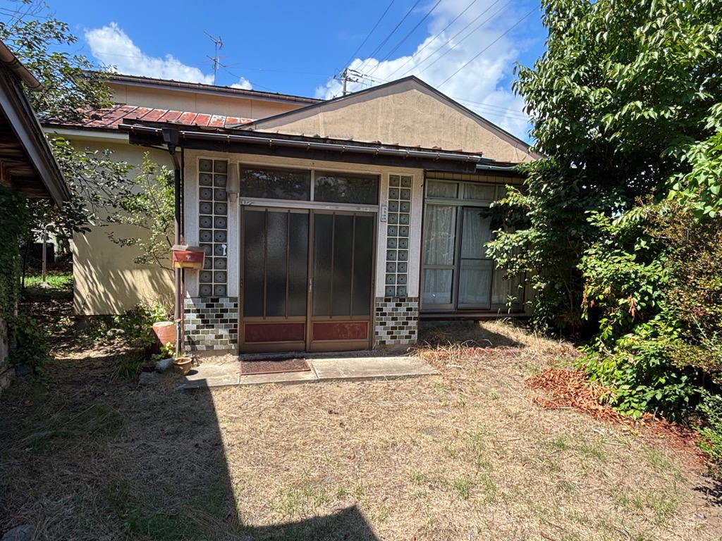 1960s house, 5-min walk to station, Akita
