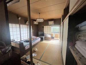 1970s wood house, 1-min walk to station, Shimane