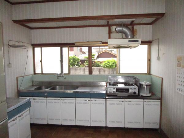 1970s wood house in Oita