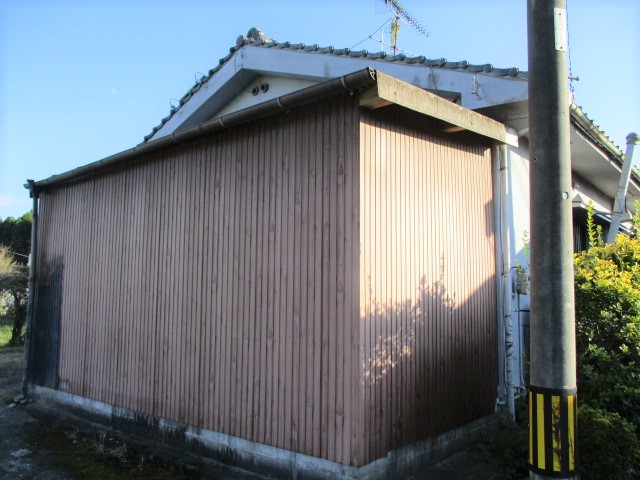 1980s wood house in Hioki, Kagoshima