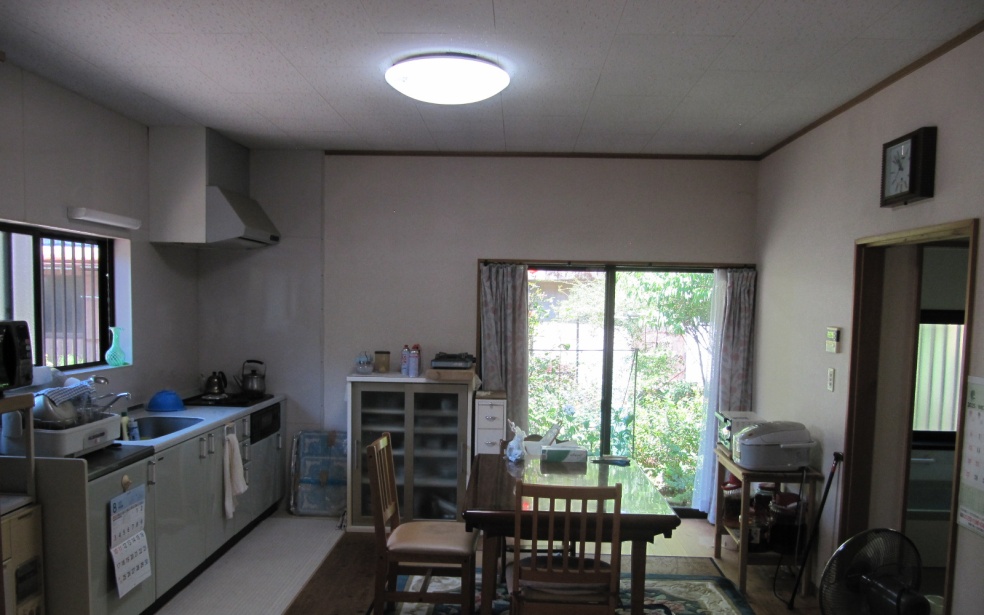 2000s wood house in Nara