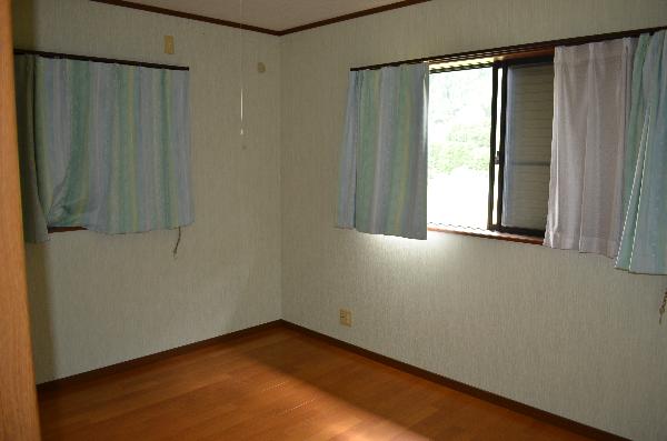 2000s wood house in Hyogo