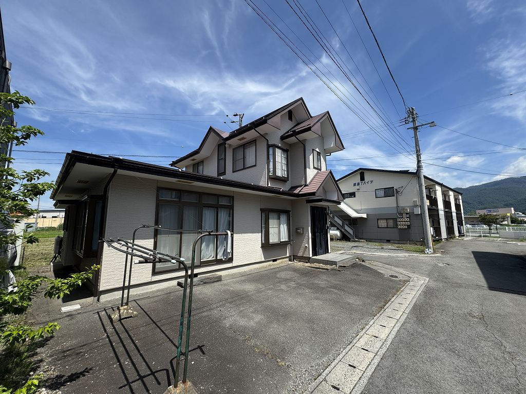 1990s wood house in Nagano
