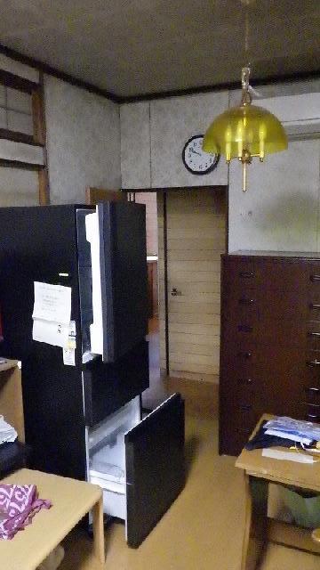 1970s wood house, 19-min walk to station, Nagasaki