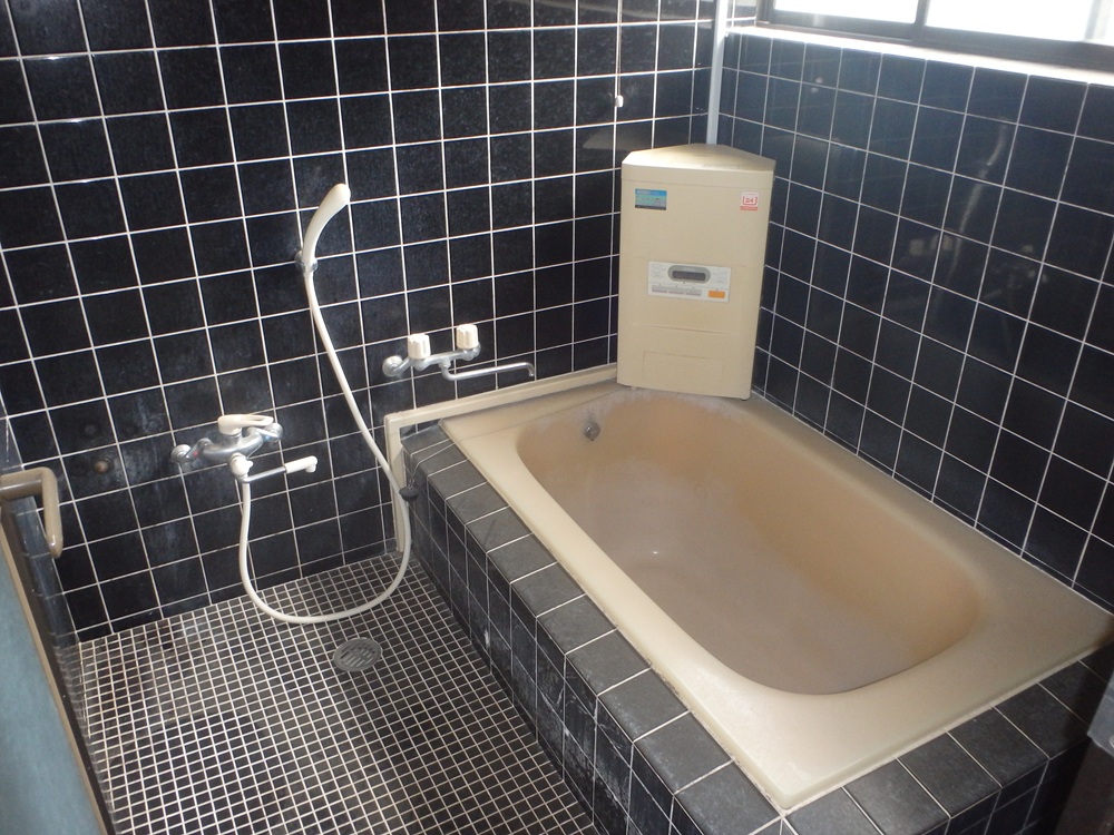 1990s wood house in Kagawa