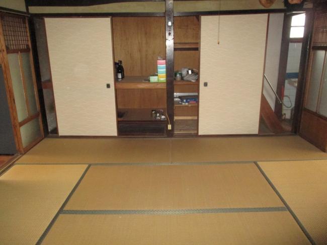 1910s wood house, 17-min walk to station, Okayama