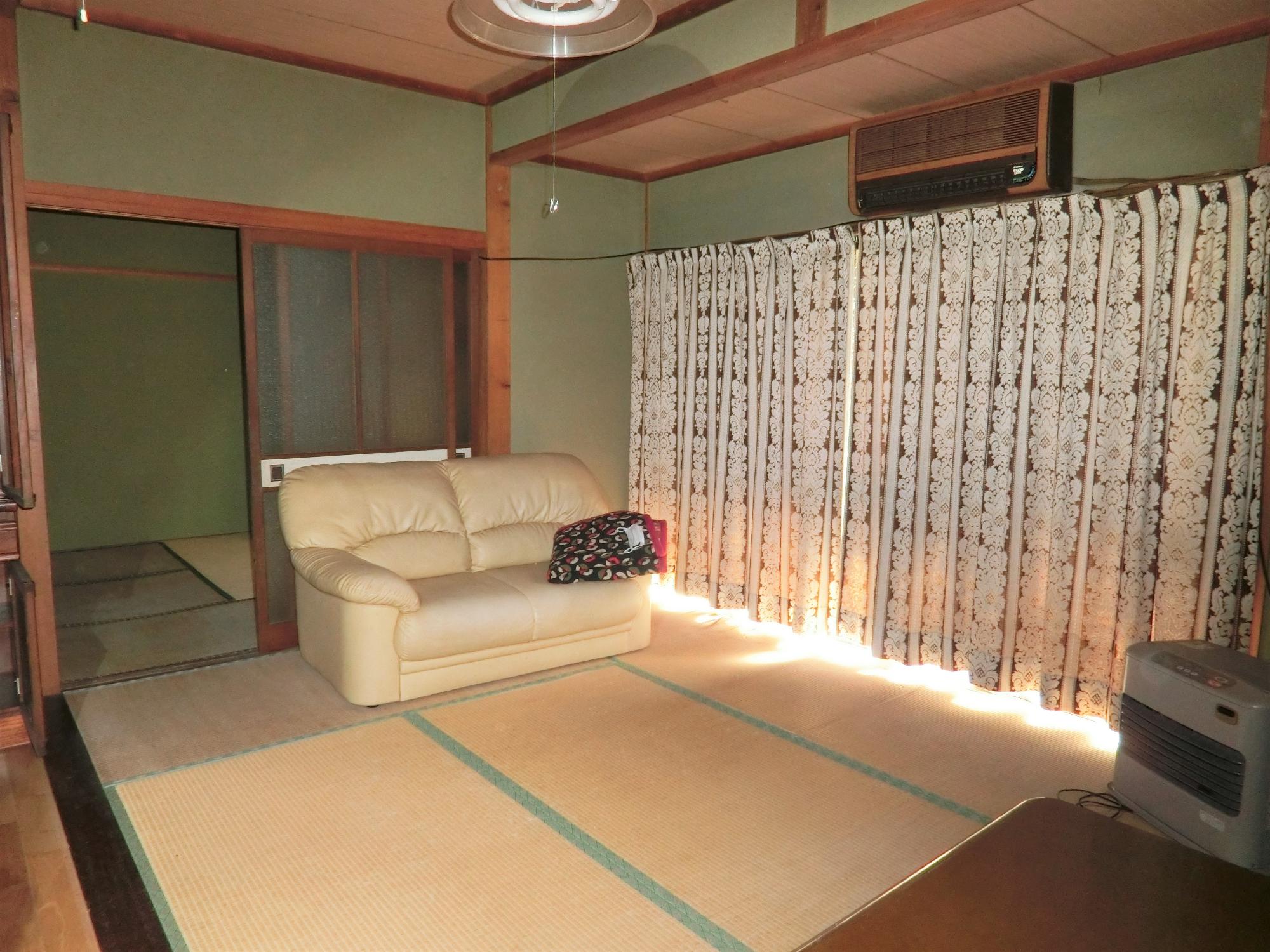 1980s wood house in Fukuoka