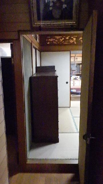 1970s wood house, 19-min walk to station, Nagasaki