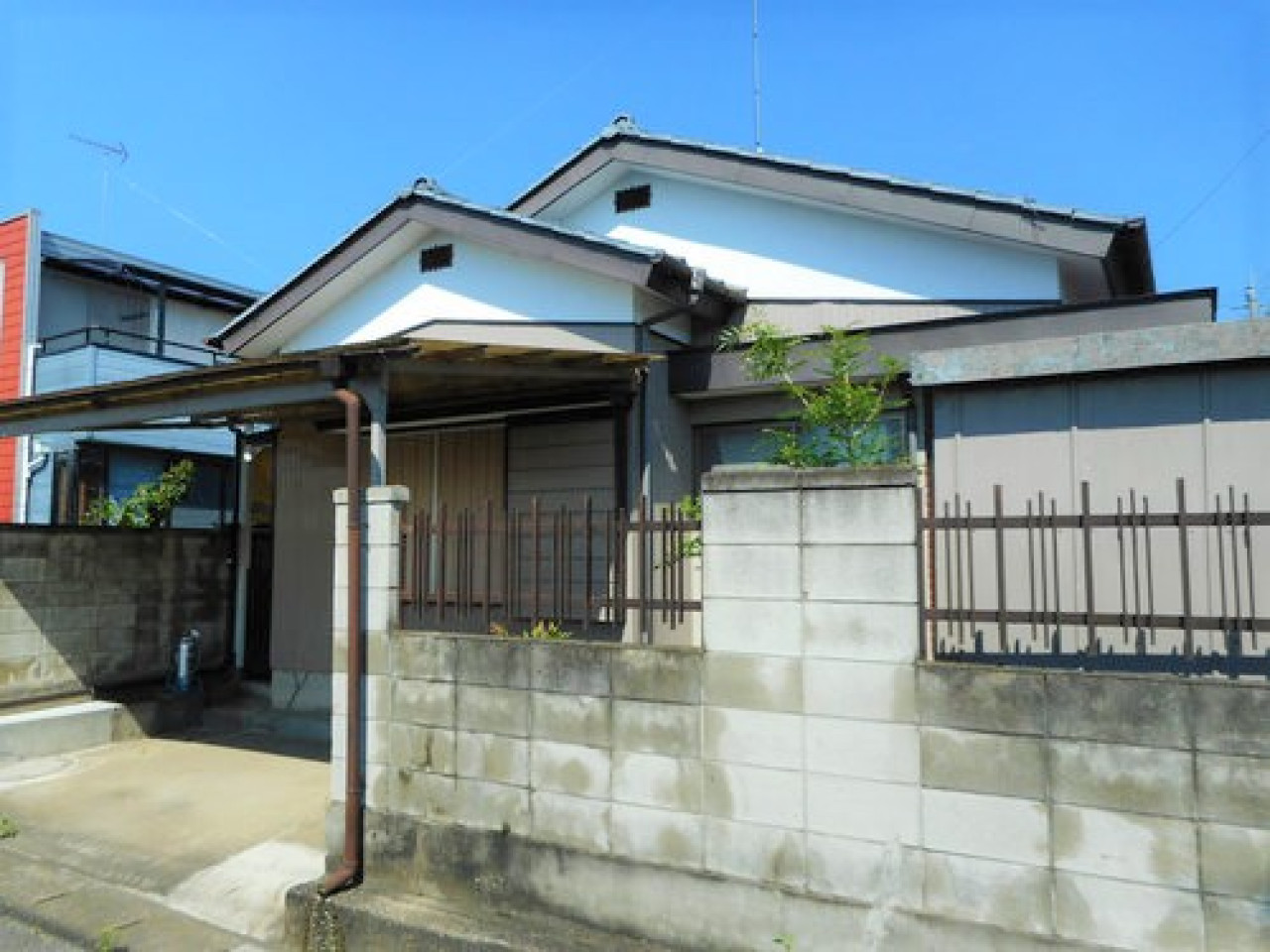 1970s wood house, 5-min walk to station, Tochigi