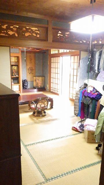 1970s wood house, 19-min walk to station, Nagasaki