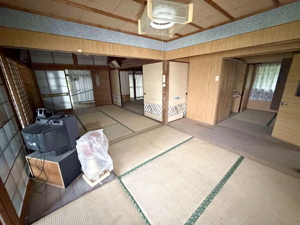 1950s wood house near the coast in Kanoya, Kagoshima