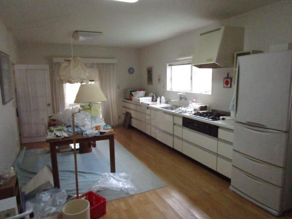 1990s wood house in Oita