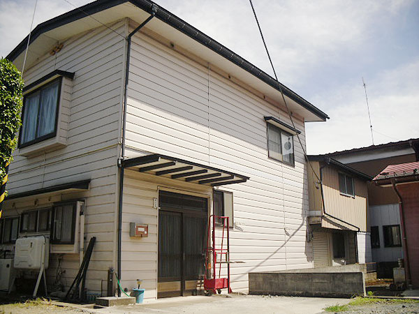 1960s wood house, 9-min walk to station, Iwate