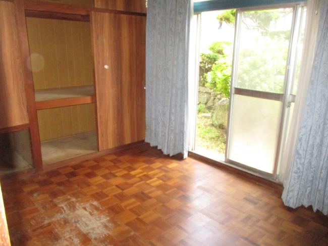 1970s steel-frame house, 17-min walk to station, Okayama