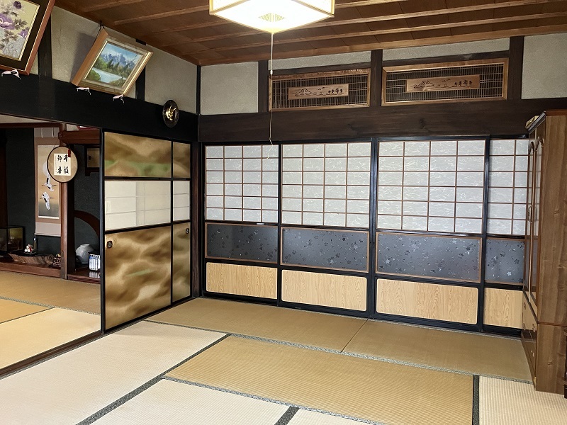 1890s wood house on a large plot in Tottori
