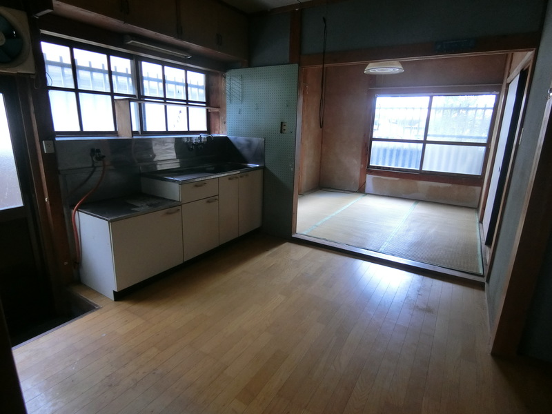 1960s wood house in Aki