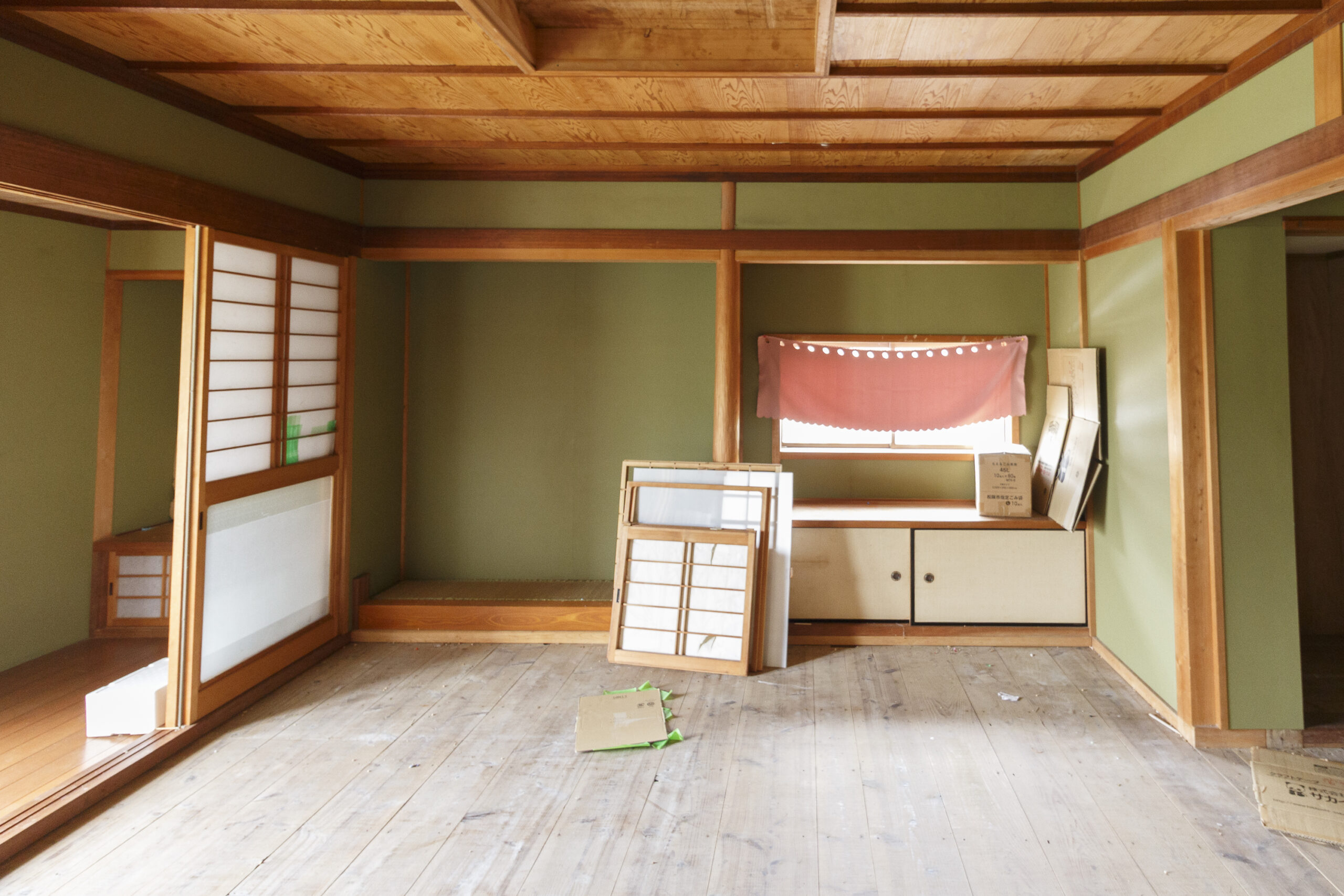 Wood house on a large plot in Matsusaka Kahada