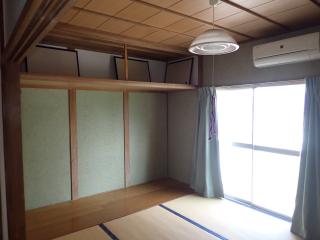 1970s wood house in Tsukumi