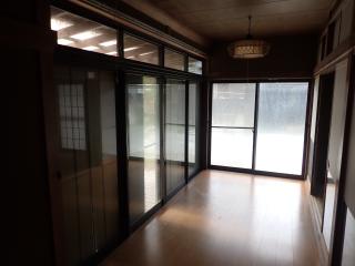 1980s wood house in Oita