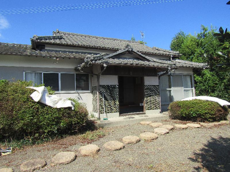 1970s wood house in Oita