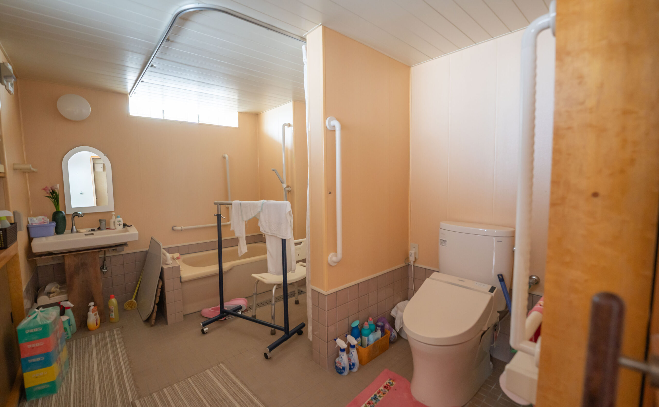 House, 4-min walk to station, Toyama
