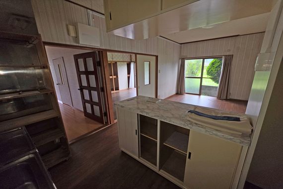 1980s wood house, 8-min walk to station, Wakayama