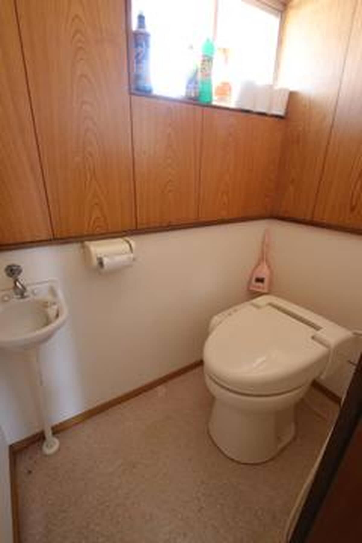1950s wood house, 18-min walk to station, Hiroshima