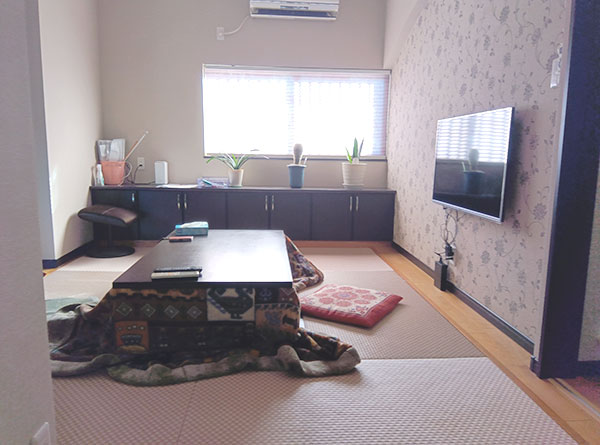 1980s wood house on a large plot in Wakayama