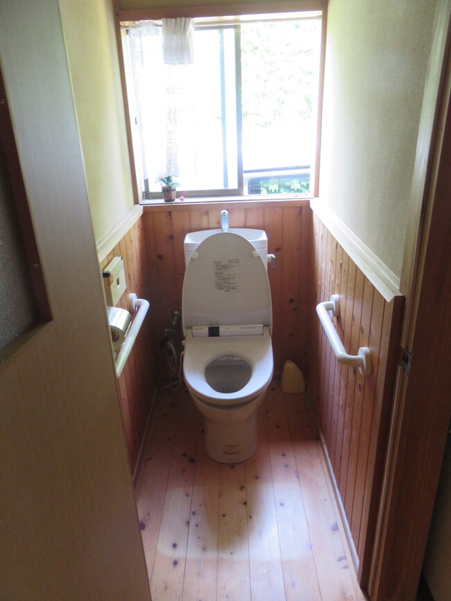 1980s wood house in Shimane