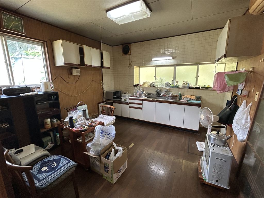 1960s wood house in Mie