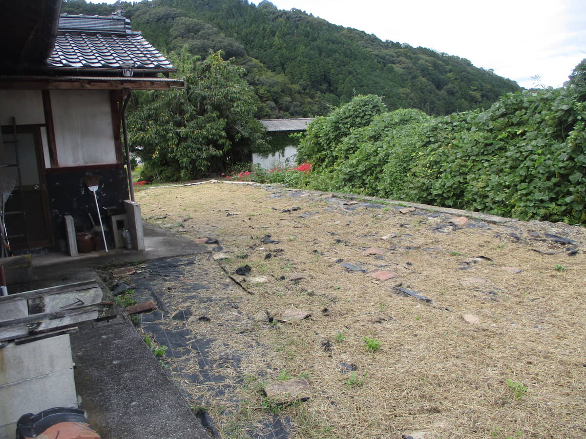 1980s wood house in Hiroshima