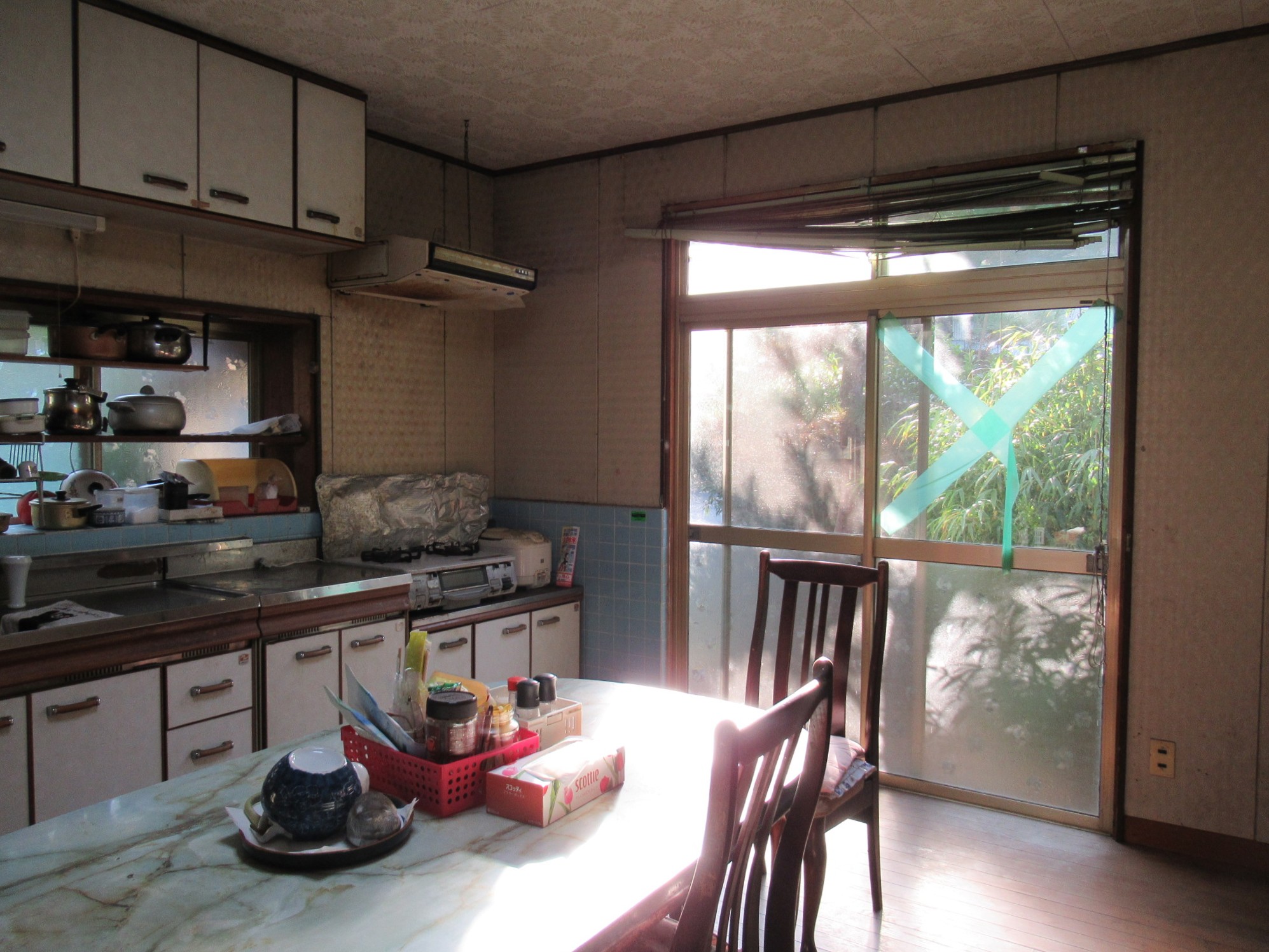 1970s wood house, 8-min walk to station, Kumamoto