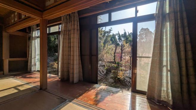 1980s wood house in Hioki, Kagoshima