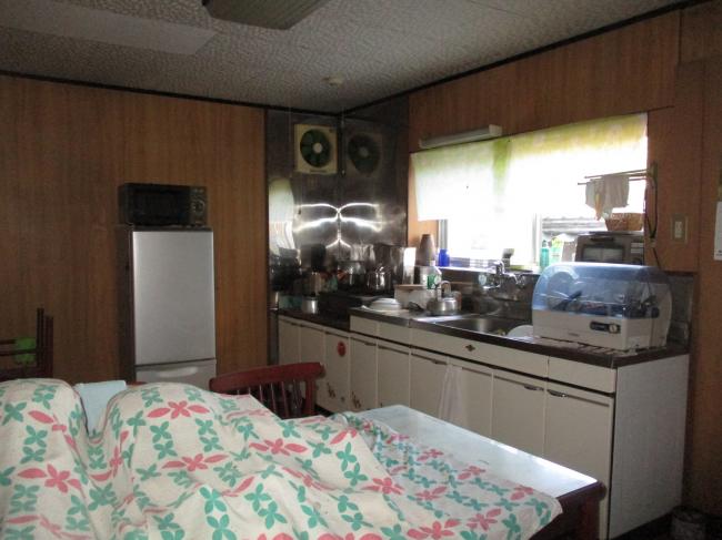 1860s wood house on a large plot in Okayama