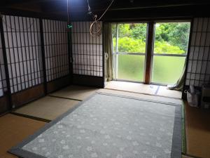 1920s wood house, 15-min walk to station, Ehime