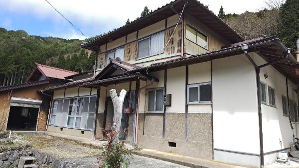 1970s wood house in Hyogo