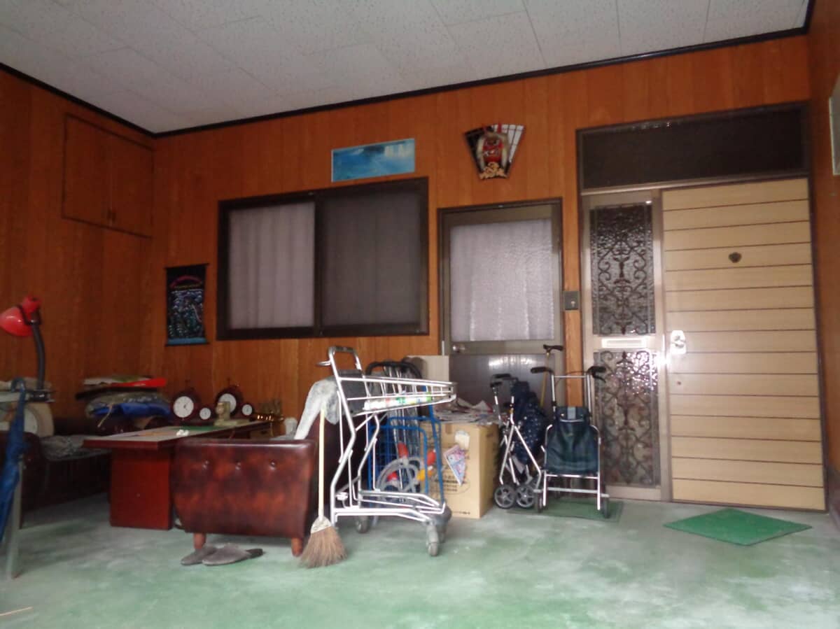 1980s wood house in Hiroshima