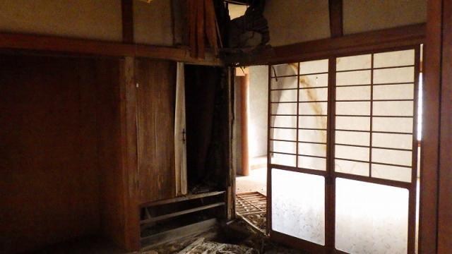 1960s wood house, 16-min walk to station, Nagasaki