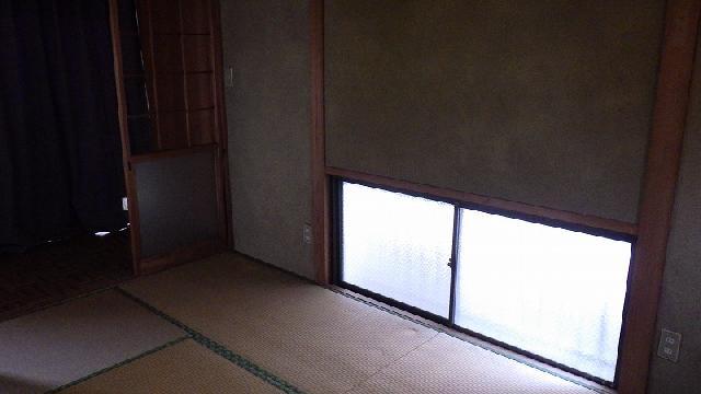 1970s wood house, 19-min walk to station, Nagasaki