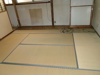 1980s wood house, 18-min walk to station, Niigata