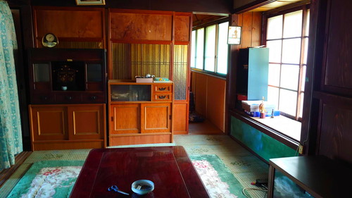 1960s wood house, 10-min walk to station, Shizuoka
