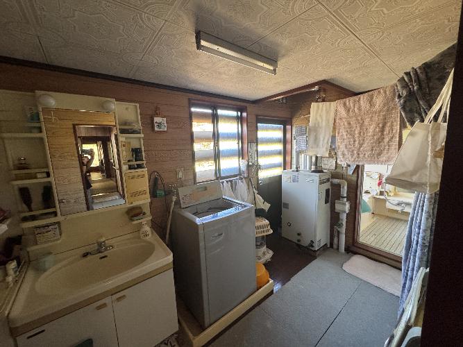 House, 7-min walk to station, Tokamachi, Niigata