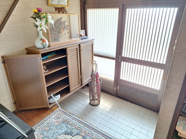 1960s wood house with outbuildings in Yamaguchi