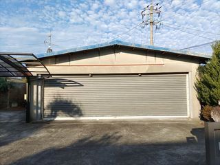1990s house on a large plot in Sueyoshi, Soo